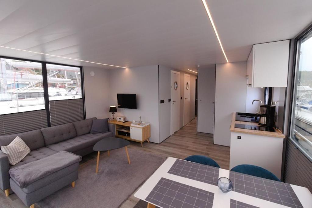 Hausboot Fjord Meeresbrise Mit Dachterrasse In Botel *